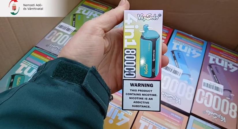 A neten hirdette az e-cigit – lecsapott rá a NAV – videóval