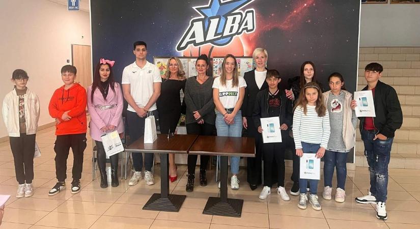 Rajzpályázat a kéziseknél és kosarasoknál