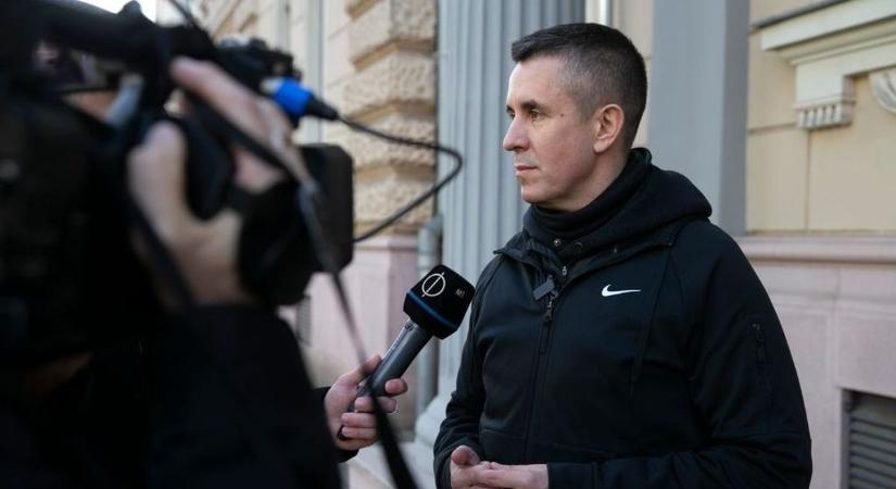 Az aranyrudakról is le kell mondania Czeglédy Csabának - Újabb részletek a mai ítélethirdetésről