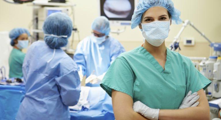 Stabilizációs pótlékot kapnak az ápolók és szülésznők