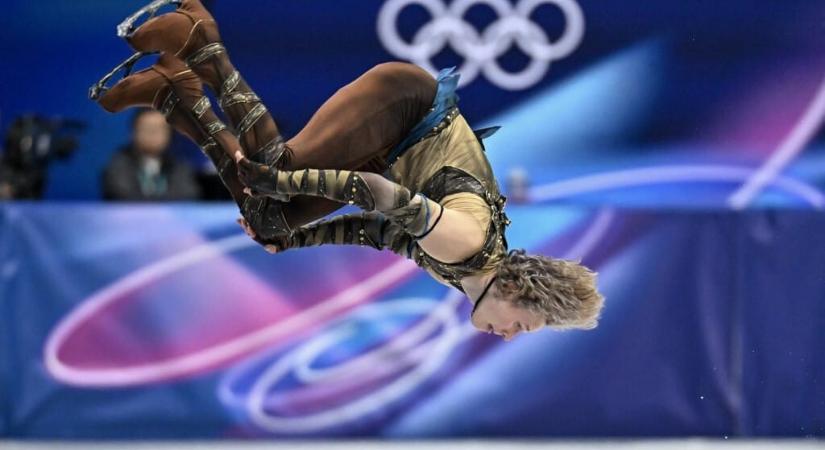 Miért (nem) akkora szám, hogy Ilia Malinin hátraszaltót ugrik a jégen?