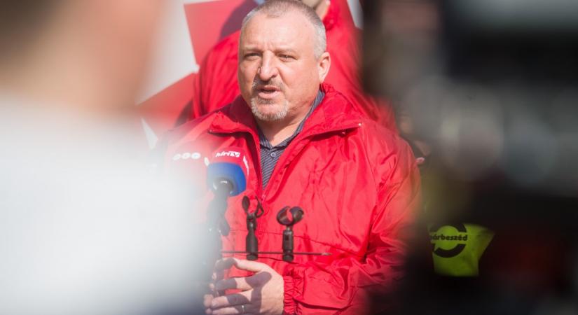 Eldőlt: az MSZP nem indul a választáson