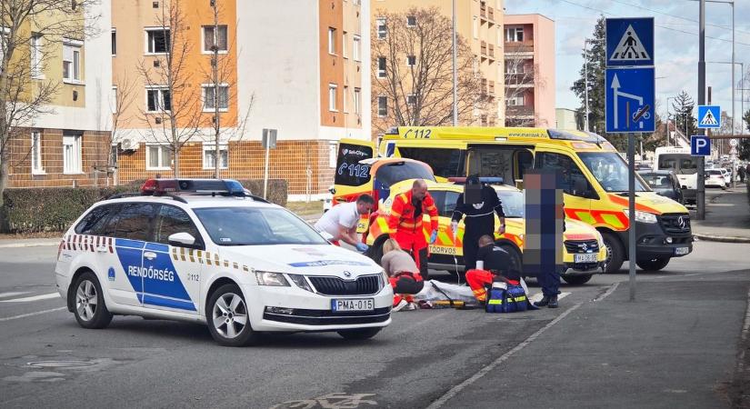 Súlyosan megsérült egy idős hölgy egy szombathelyi gyalogátkelőhelynél - fotók