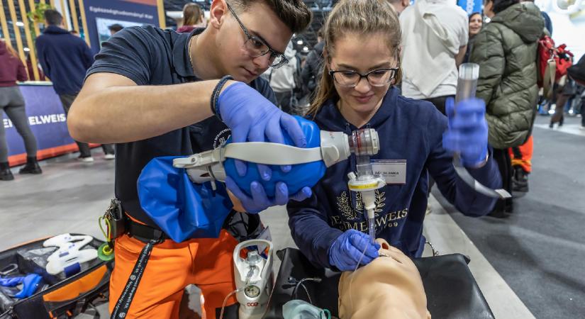 Kortárs könnyűzene? Sport mentáltréner? Űrmérnök mesterképzés? Vaisnava jógamester? Itt az egyetemi felvételi jelentkezések ideje