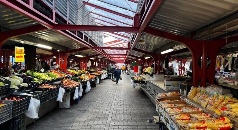 Saláta, spenót – zöldek a piacon (képgaléria, videó)