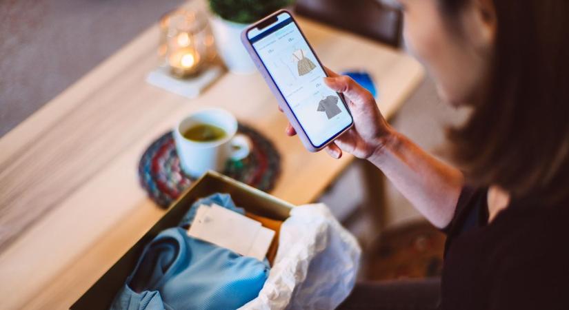 Egy kattintás és pokollá vált a nő élete, több millió forintot emeltek le a bankszámlájáról