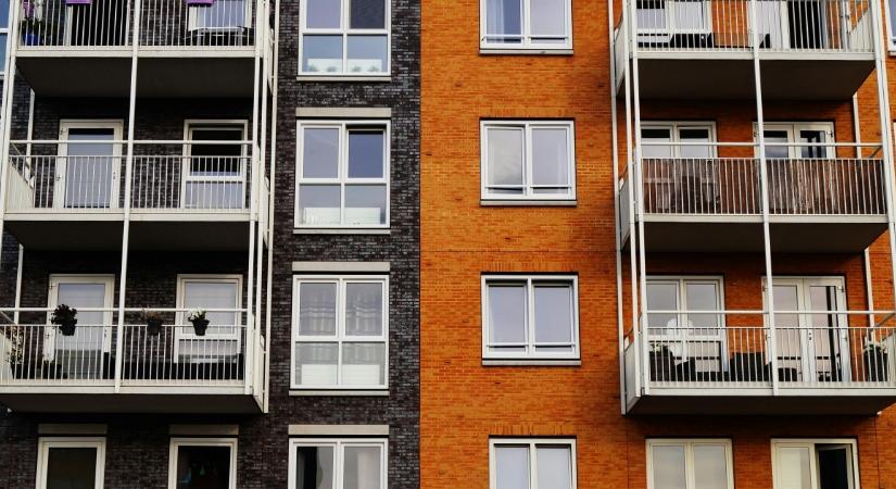 Zelenszkij aláírta a lakáspolitika reformjáról szóló törvényt