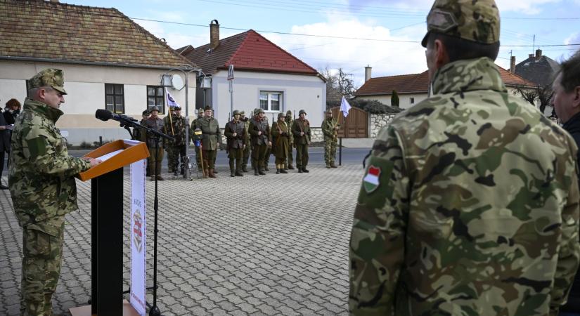 Több ezren – diákok, katonák, civilek – vettek részt a Doni Hősök Emléktúrán