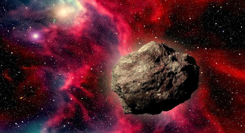 Szabad szemmel is láthatod: aszteroida csapódik a Holdba