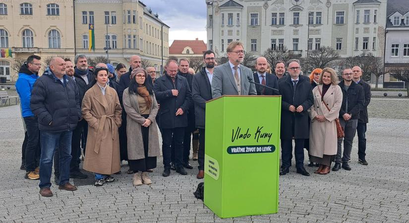 Ellenzéki összefogás Léván: bemutatták Vladimír Kuny közös polgármesterjelöltet