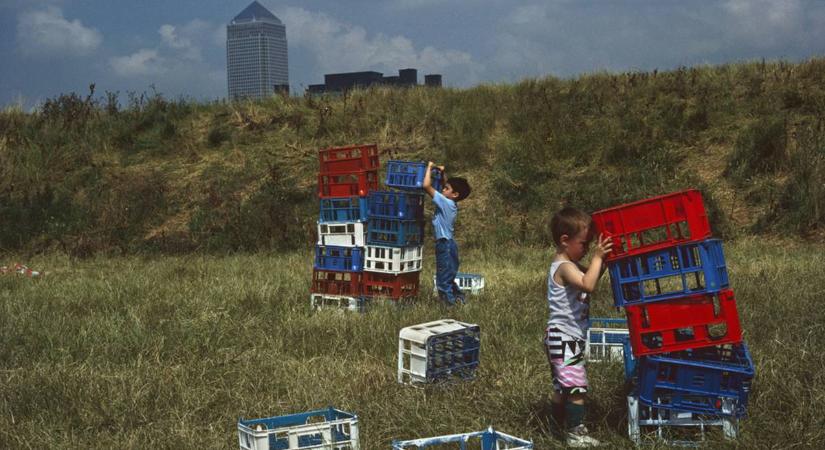 Vajon mások lennénk, ha nem oda születünk, ahova?