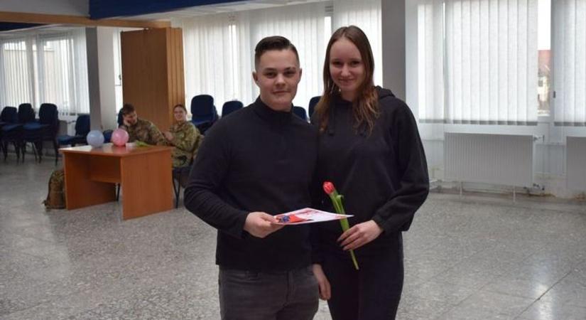 Valentin nap: ők a kaposvári Eötvös-iskola idei álompárja