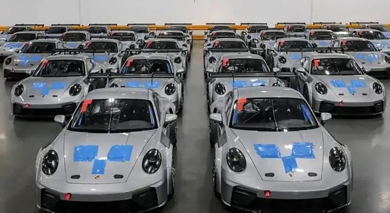 A DSV viszi pályára a Porsche versenyautóit