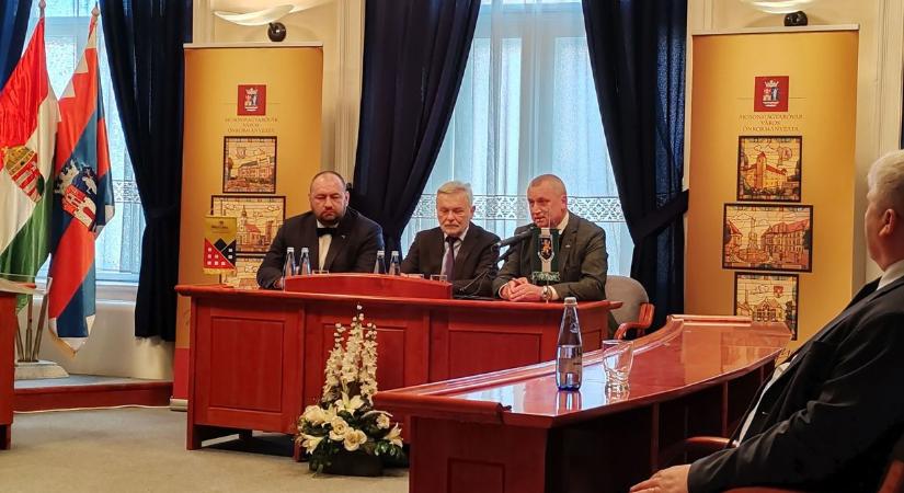 Ukrán nagykövet: a magyar kisebbségi kérdés a választások után kerülhet napirendre