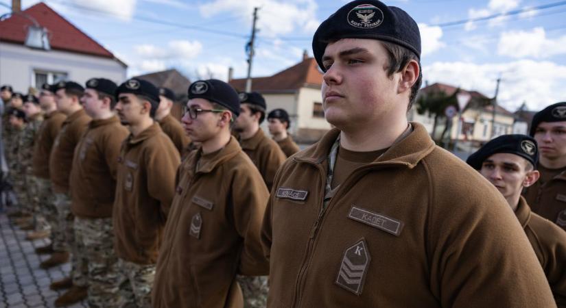 Szívszorító főhajtás: így emlékeztek Bajnán a doni katasztrófa hőseire