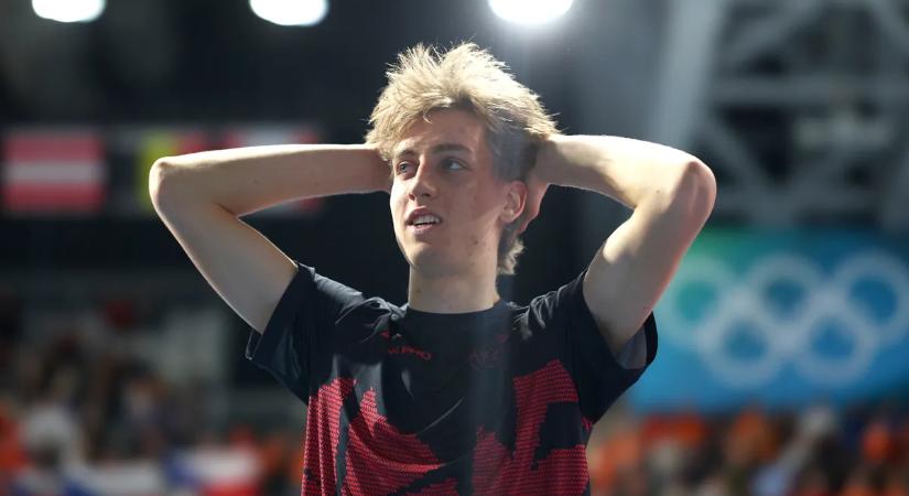 19 éves aranyérmese lett a férfi gyorskorcsolyázók 10 000 méteres számának a téli olimpián