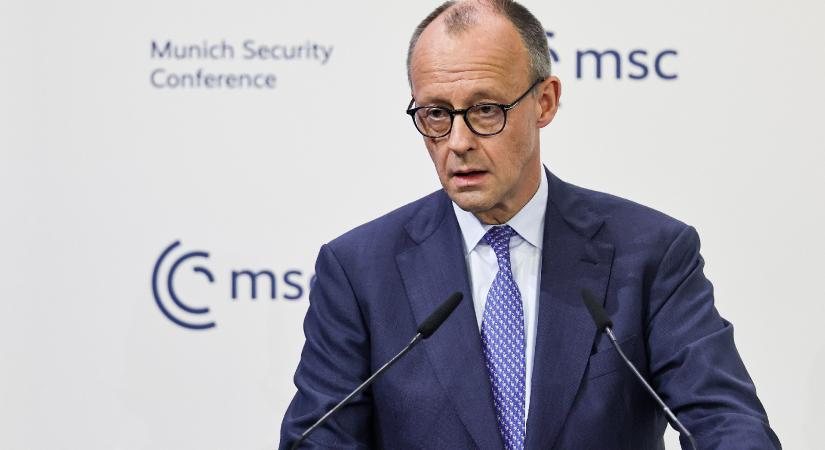 A német kancellár Orbán nevének említése nélkül utalt a 2024-es „békemisszió” kudarcára