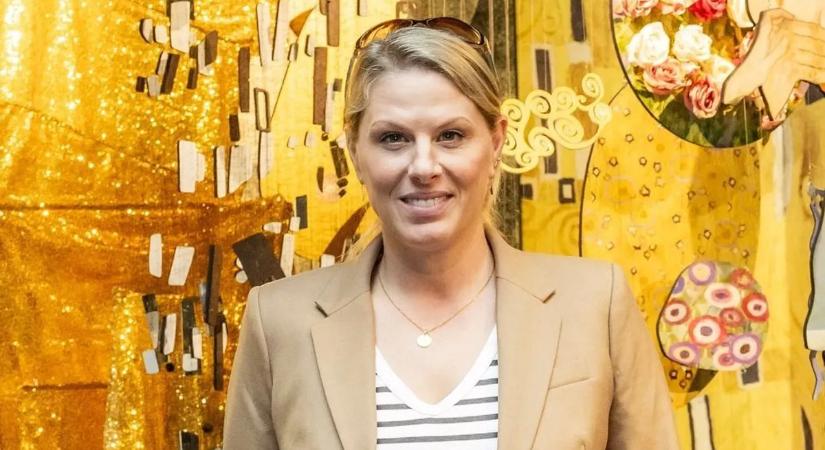 „Elvesztette az anyukáját” – szívszorító fotóval jelentkezett Oroszlán Szonja