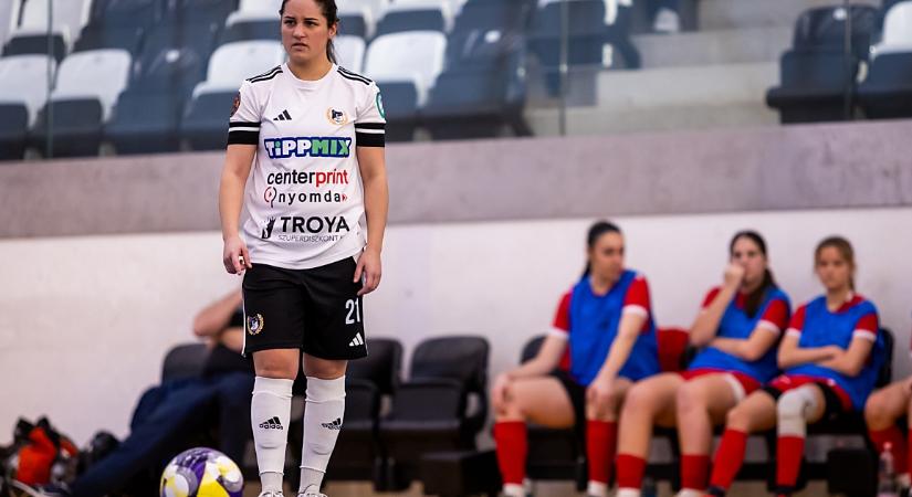 Női futsal: meggyőző játékkal szeretné begyűjteni a három pontot a DEAC