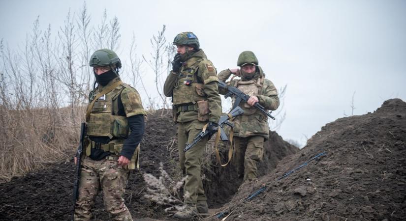 Minden nap újabb sorsok törnek ketté a harctéren