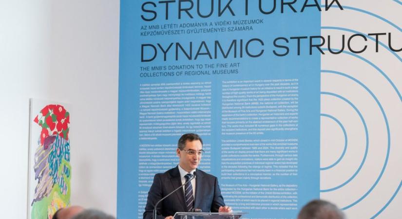 A Magyar Nemzeti Bank gyűjteményéből nyílt kiállítás Debrecenben – Papp László “történelmi pillanatot” emlegetett