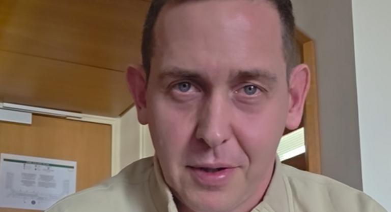 Molnár Gusztáv: Álljatok le, köszi