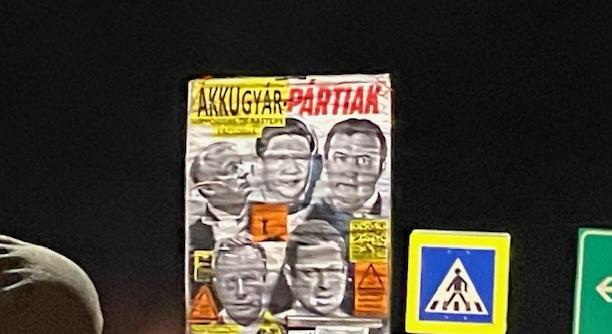 Így tüntettek a civilek Pilisjászfalun a tervezett akkuhulladék-feldolgozó üzem ellen