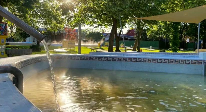 Ennél olcsóbban aligha fürödhetsz gyógyvízben: 999 és 1500 forintos belépők az Alföldön