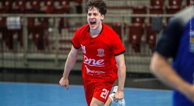 „Az akadémiánk célja, hogy minél több olyan játékost képezzen, aki magas szinten is megállja a helyét” – a német harmadosztályba igazolt a Veszprém fiatal kézise