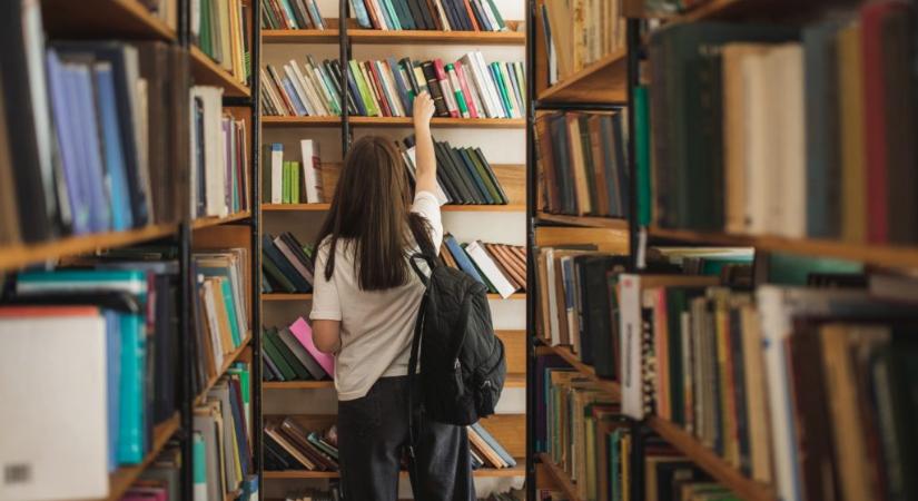 Ötös voltál magyarból? Kvízünkből kiderül, mennyire emlékszel a kötelező olvasmányokra!