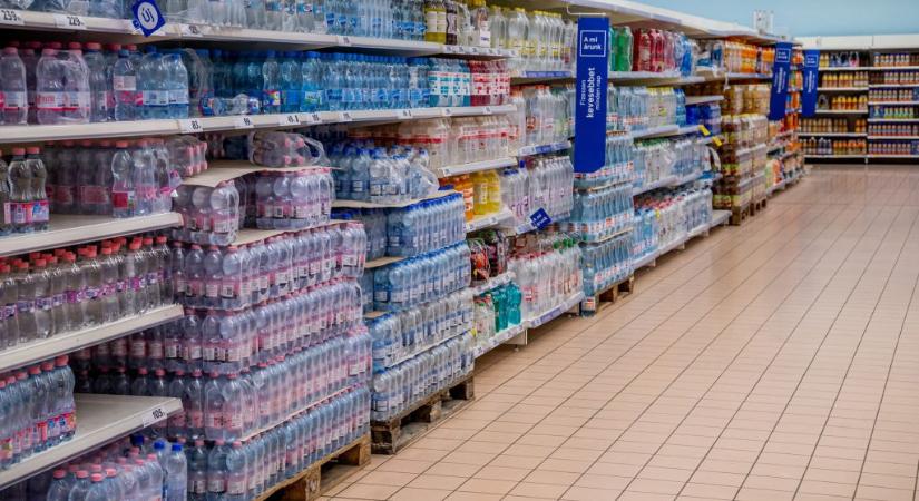 Ezeket az ásványvizeket hívták vissza a boltokból szennyezés miatt