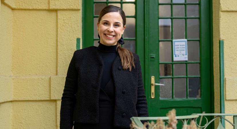 „A kíváncsiság a legerősebb hajtóerő” – Abrankó-Rideg Nóra vegyészből lett kutatástámogató és Milestone-tanár