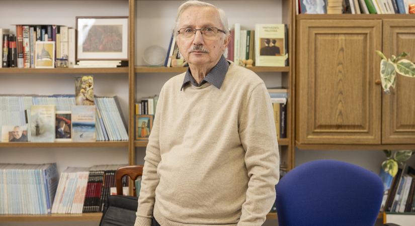 Lengyel László: Csúszunk lefelé, de most nincs szükség megszorításra