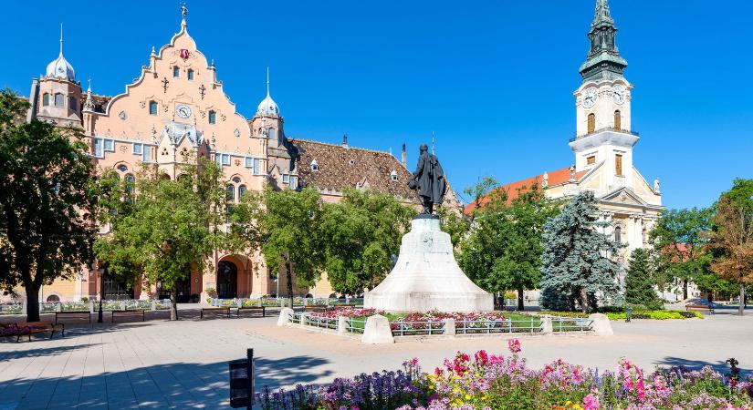 Világhírű lett egy kecskeméti utcaszakasz, ilyet sehol máshol nem lehet látni a Földön