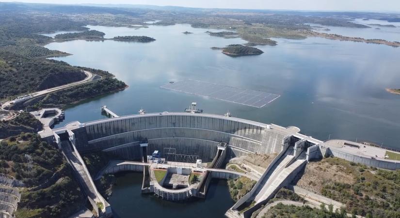 Gigawattban mérve már több akkumulátor van a világon, mint szivattyús víztározó