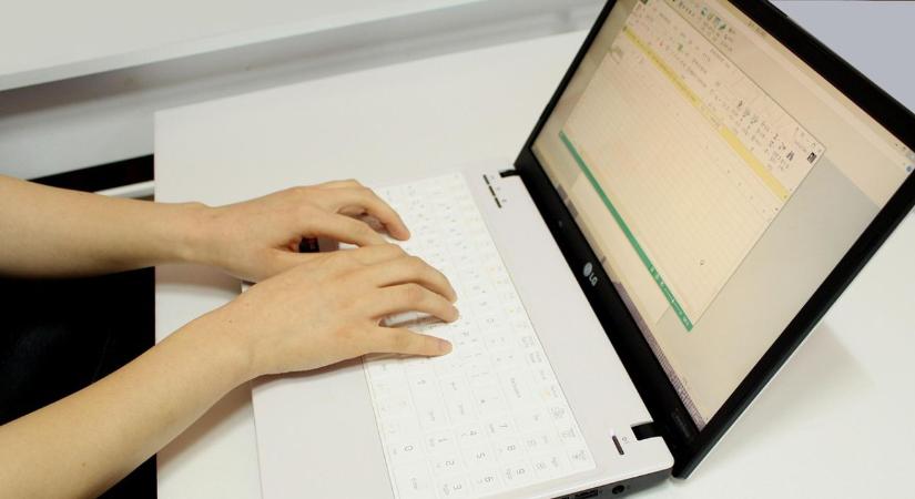 Új korszak indul az egyéni vállalkozók ügyintézésében