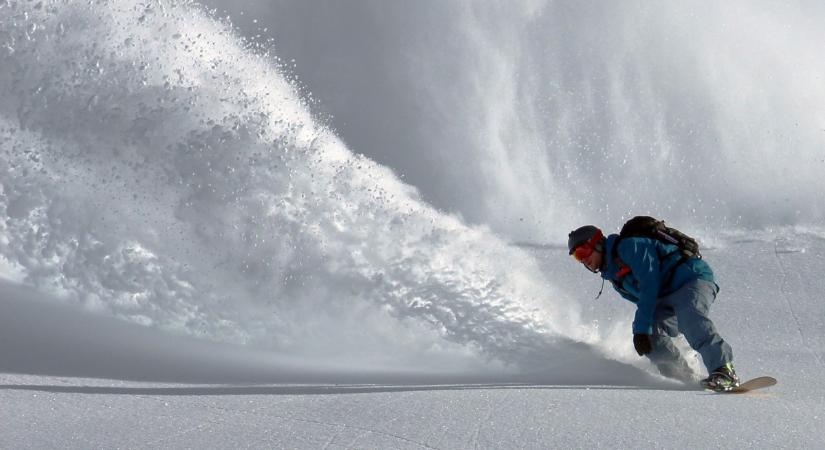 Lavina miatt halt meg három ember egy népszerű síparadicsomban