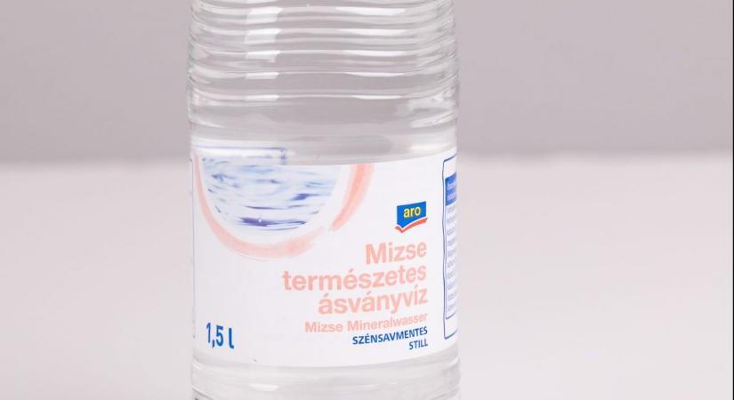 Tiltólistán két palackos ásványvíz – Senki ne fogyasszon belőle!
