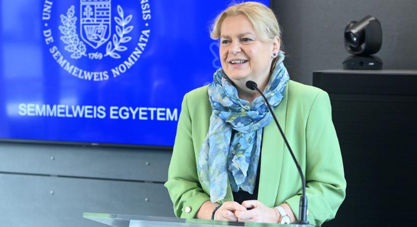 Készül a jogszabály: patikus is írhat majd fel gyógyszert