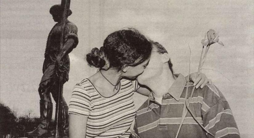 Nevetni ér: „Drága palacsintasütőcském, idekozmálok!” – így üzentek a veszprémiek a Naplóban