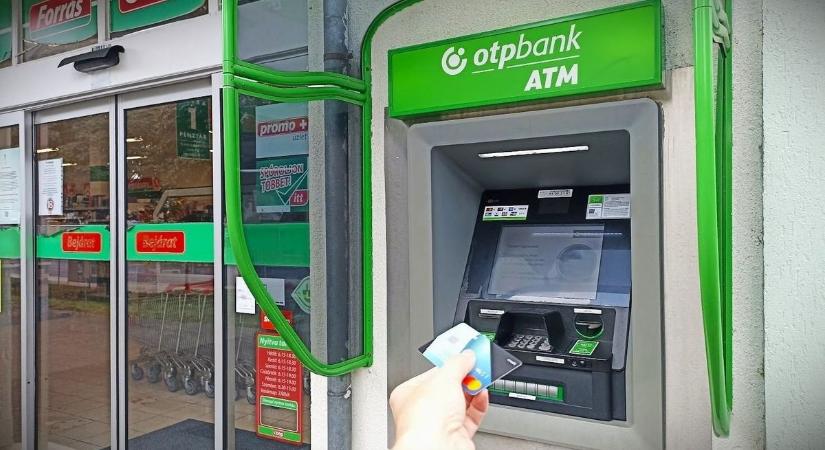 Az ATM bevonta a bankkártyád? Súlyos következménye lehet, tudtuk meg egy hazai banktól