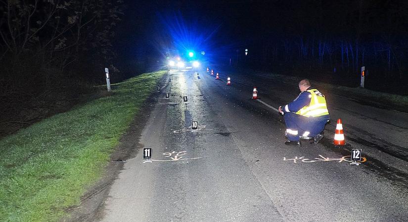 Balesetet okozott, majd elhajtott a helyszínről egy autós az 5-ös főúton – galériával
