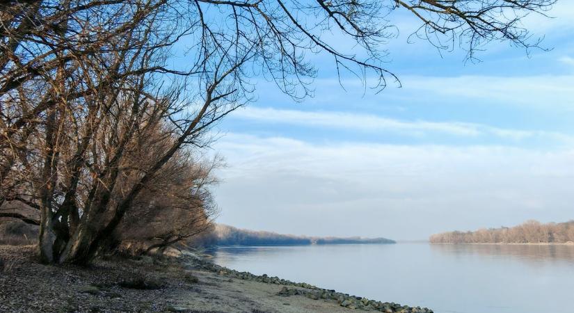 Alacsony, de emelkedő vízállás a Duna térségi szakaszán