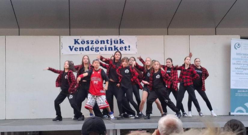 Meditáció, farsangi táncház, gyertyafényes koncert - ezek a február végi programok várnak minket