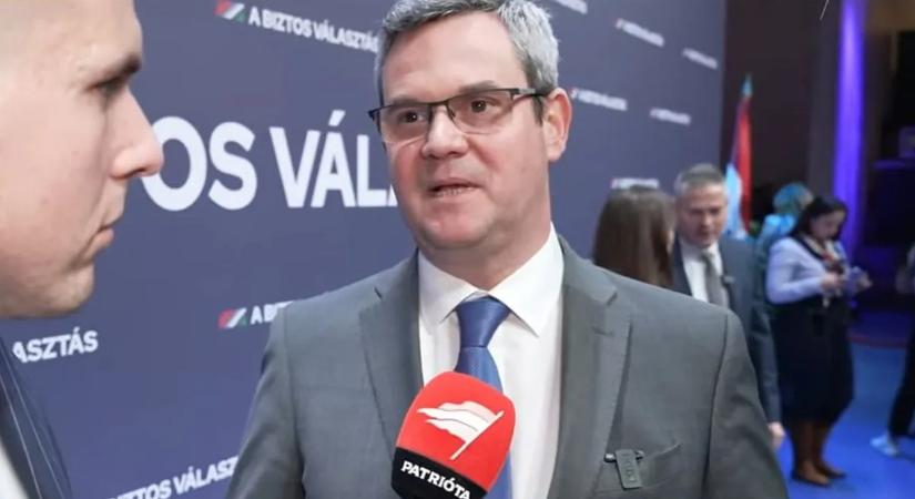 Takács Péter: Az embereknek elegük van Magyar Péter hülyeségeiből