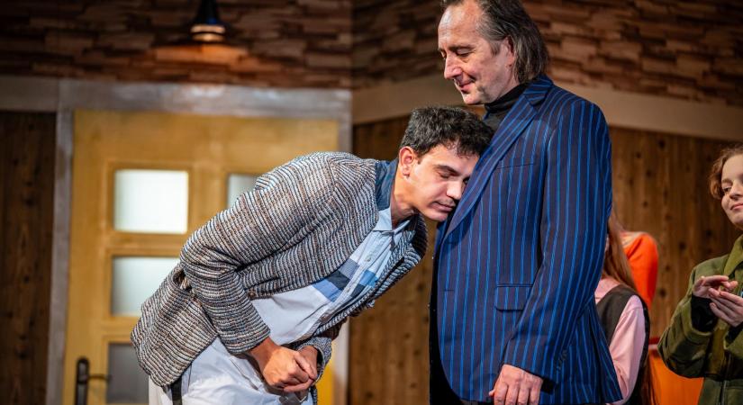 Hétköznapi mennyország – Funtek Frigyes rendezése Zalaegerszegen