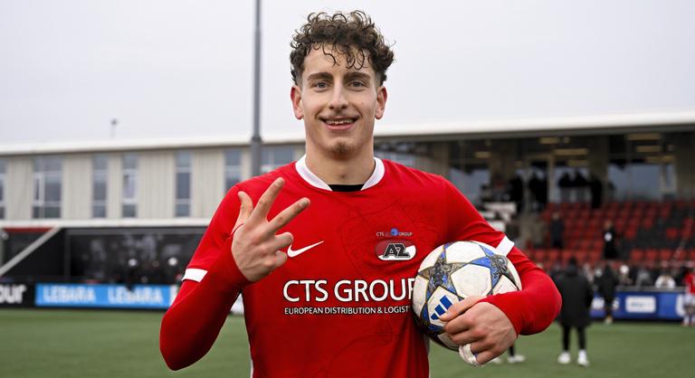 Csak úgy szórja a mesterhármasokat a 18 éves magyar támadó Hollandiában