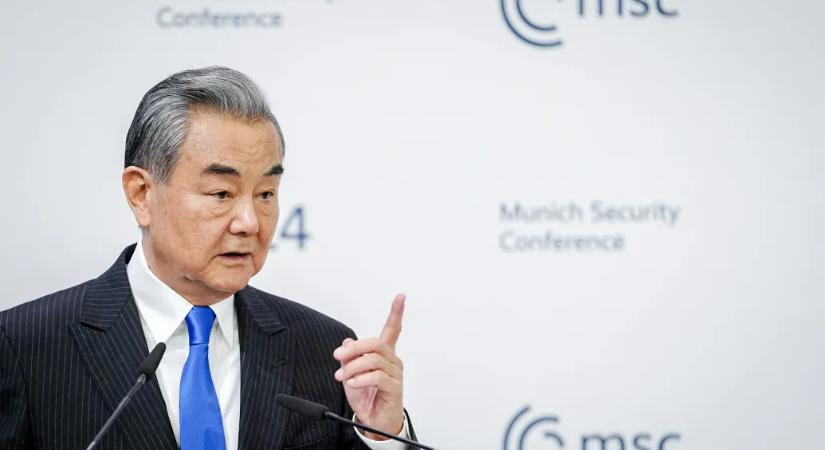 Kínai külügyminiszter: Japán veszélyezteti Kína területi szuverenitását