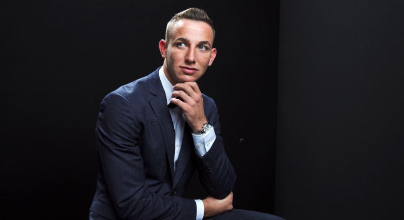 Visszatért Magyarországra az egykori Puskás-díja támadó – HIVATALOS