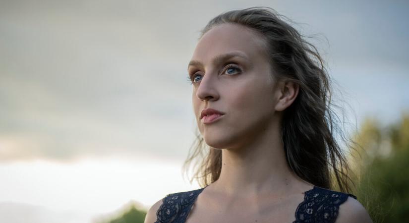 Sodró Eliza a gyermekáldásig vezető útról mesélt